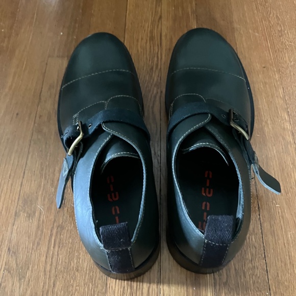 Miu Miu buckled loafers in dark green - Picture 4 of 8